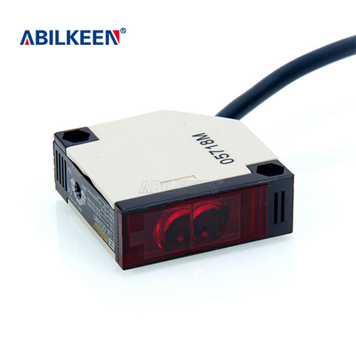 E3JK-R4M1 Photoelectric Switch Sensor