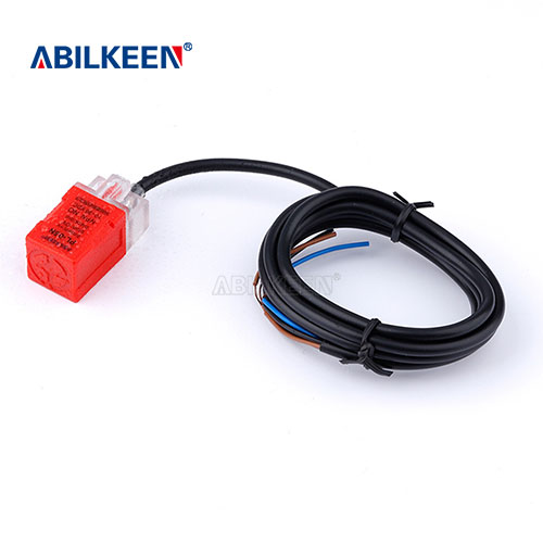 PL-05N Proximity Sensor